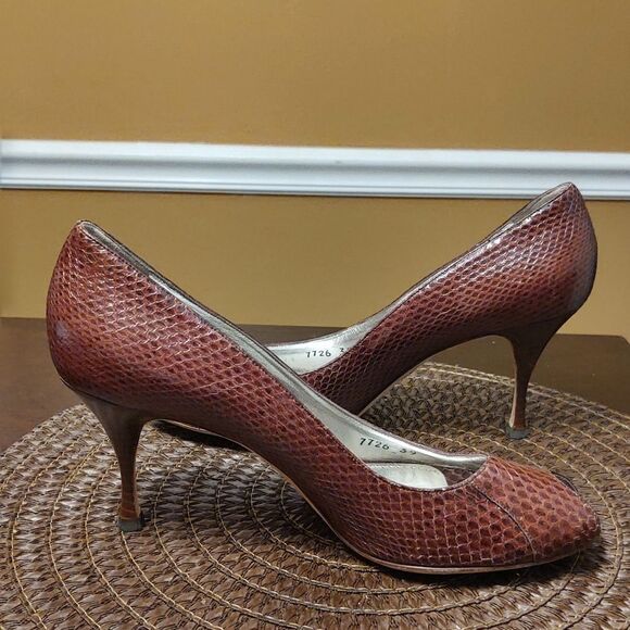 Dolce and Gabbana Snakeskin Peep Toe Heels Size 39 - Picture 11 of 12